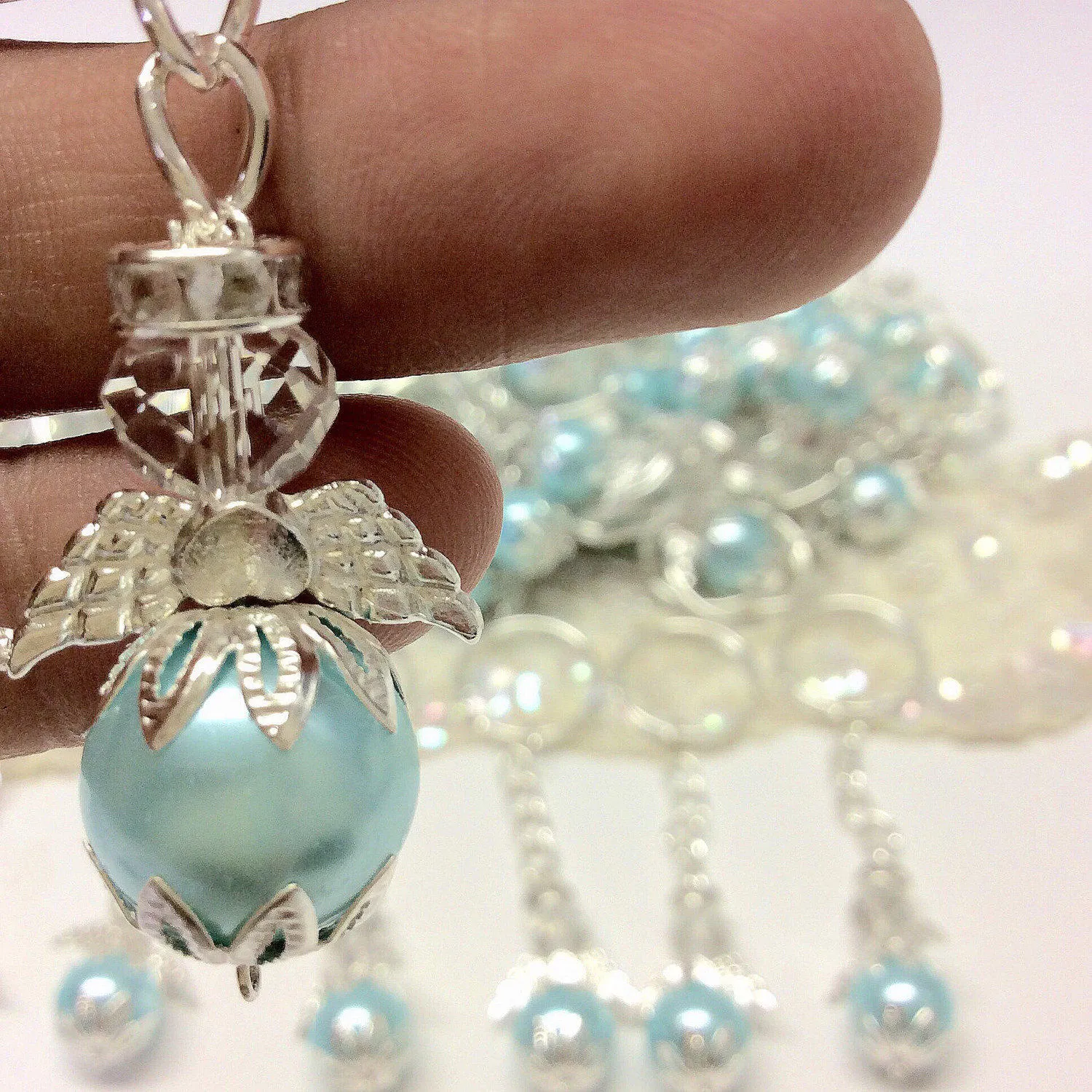 Baptism favor/ 30pcs Boxes w/Keychains/acrylic Box and KEYCHAIN favors/ Favor Box/Rosario/Communion  boda  Confirmation, baptism favors