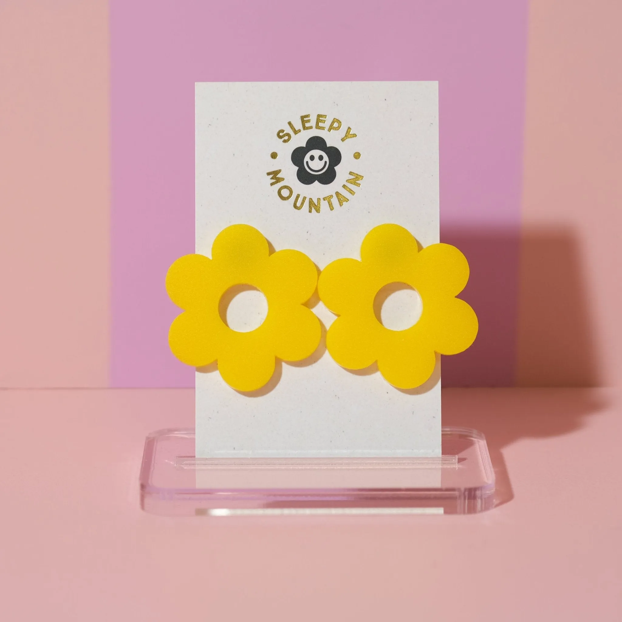 Big stud earrings - yellow daisy studs
