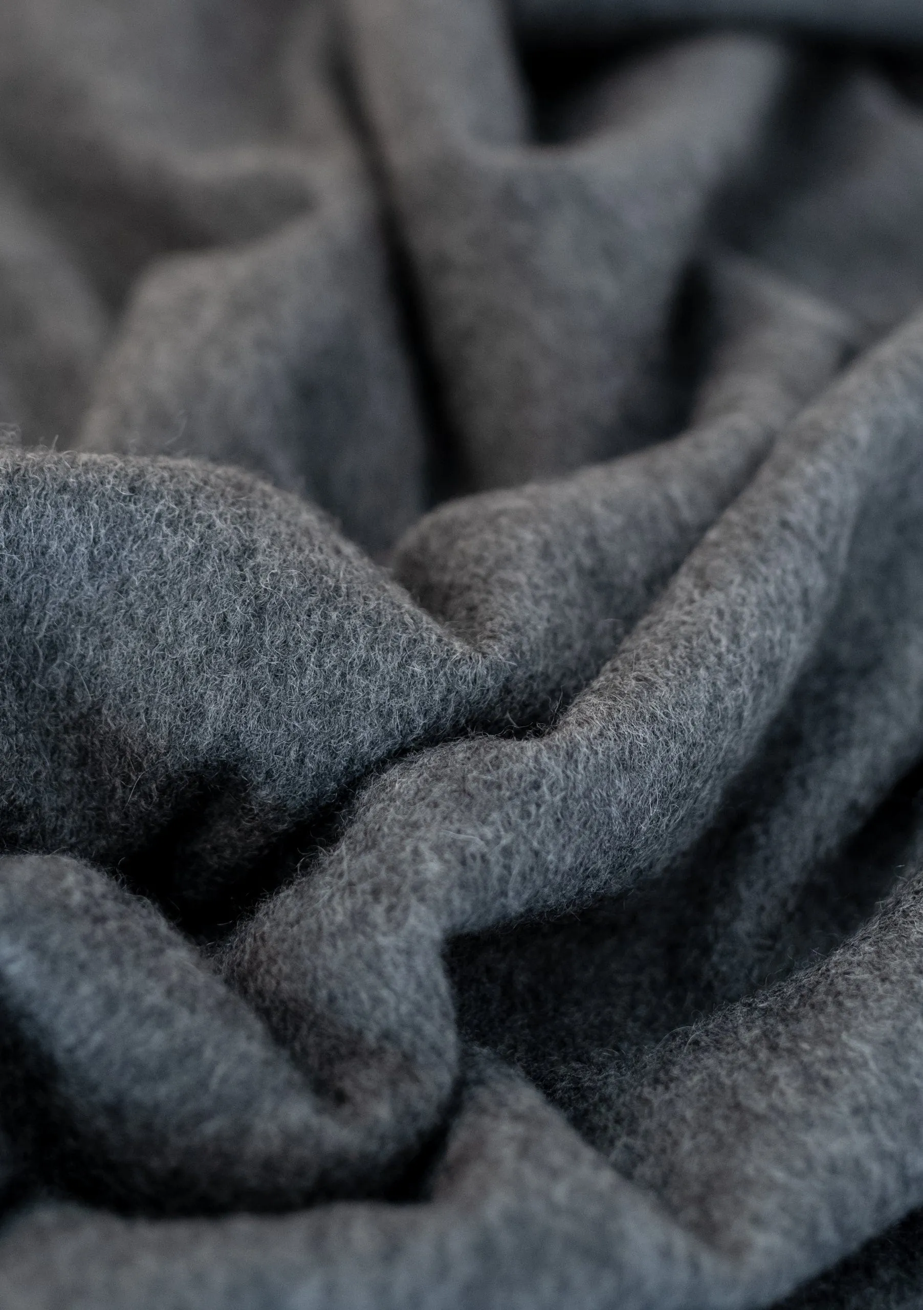 Cashmere Scarf in Charcoal Melange