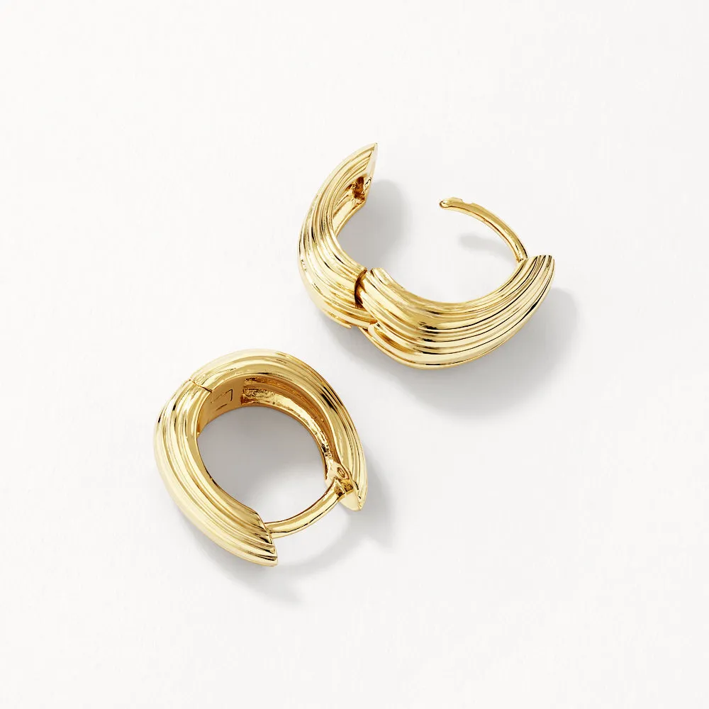 Ribbed Dome Huggie Earrings in Gold
