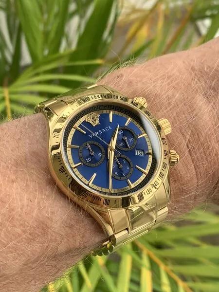 Versace Chronograph Blue Dial Classic Men's Watch VEV700619