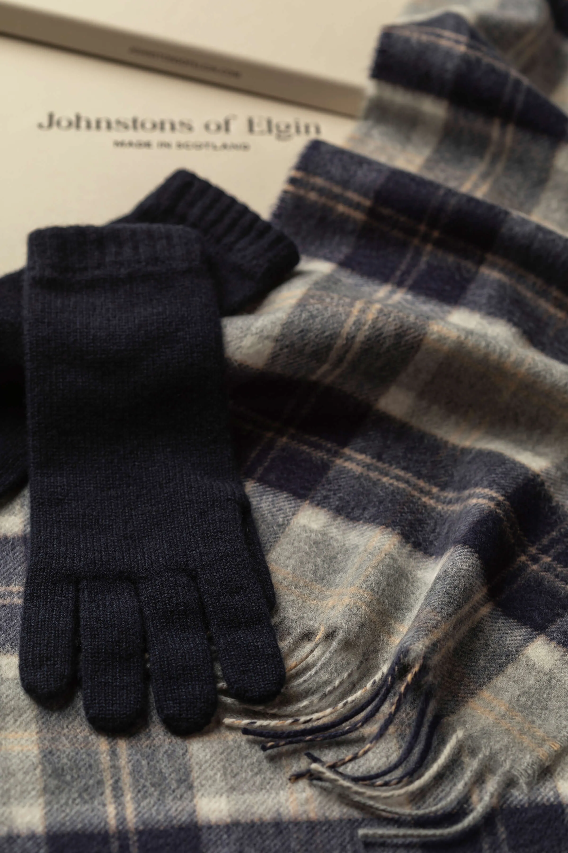 Women's Cashmere Accessories Gift Set